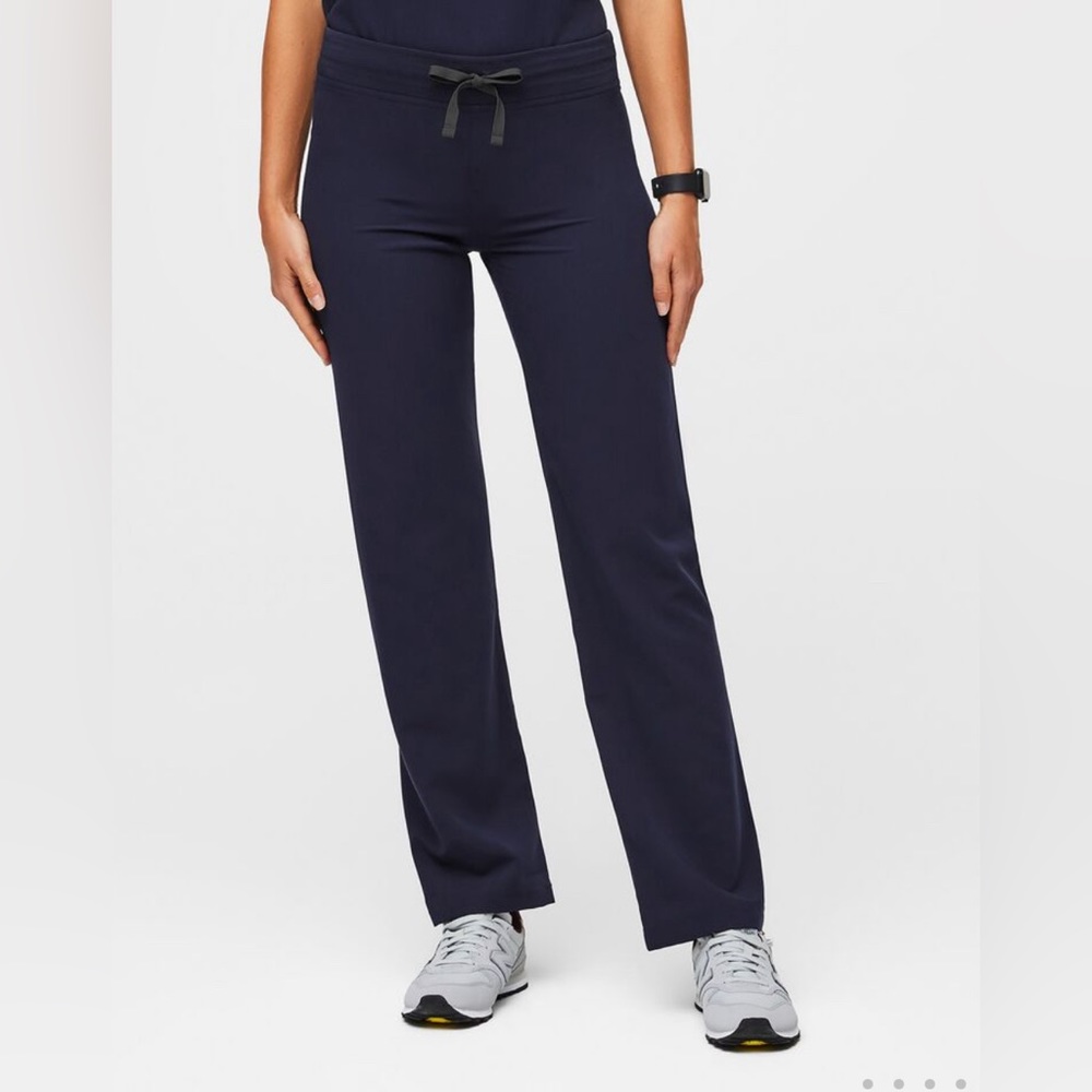 FIGS Medium Tall Navy pant Livingston